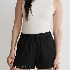 Pull on shorts